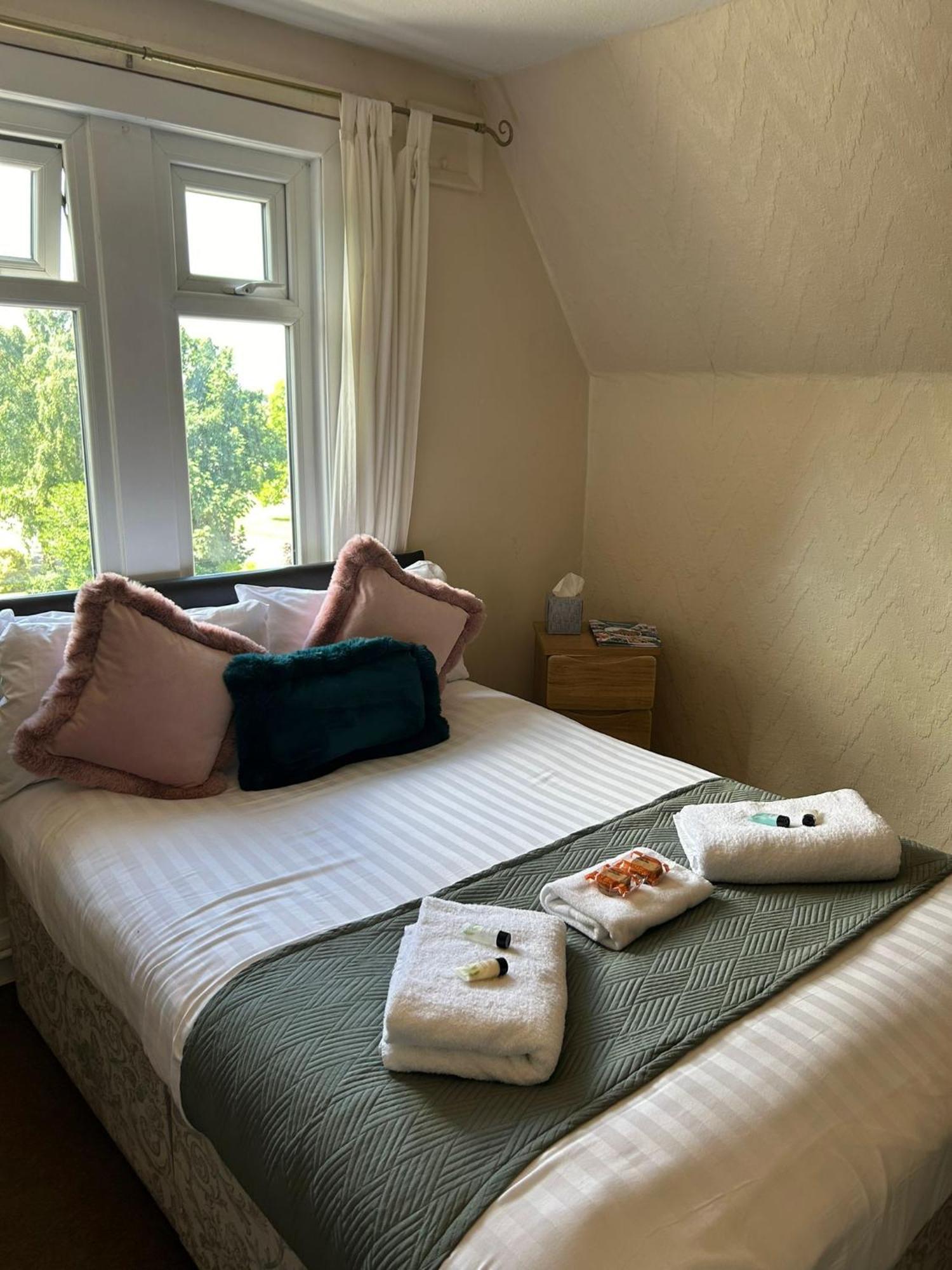 The Wheatley Hotel Doncaster Bagian luar foto