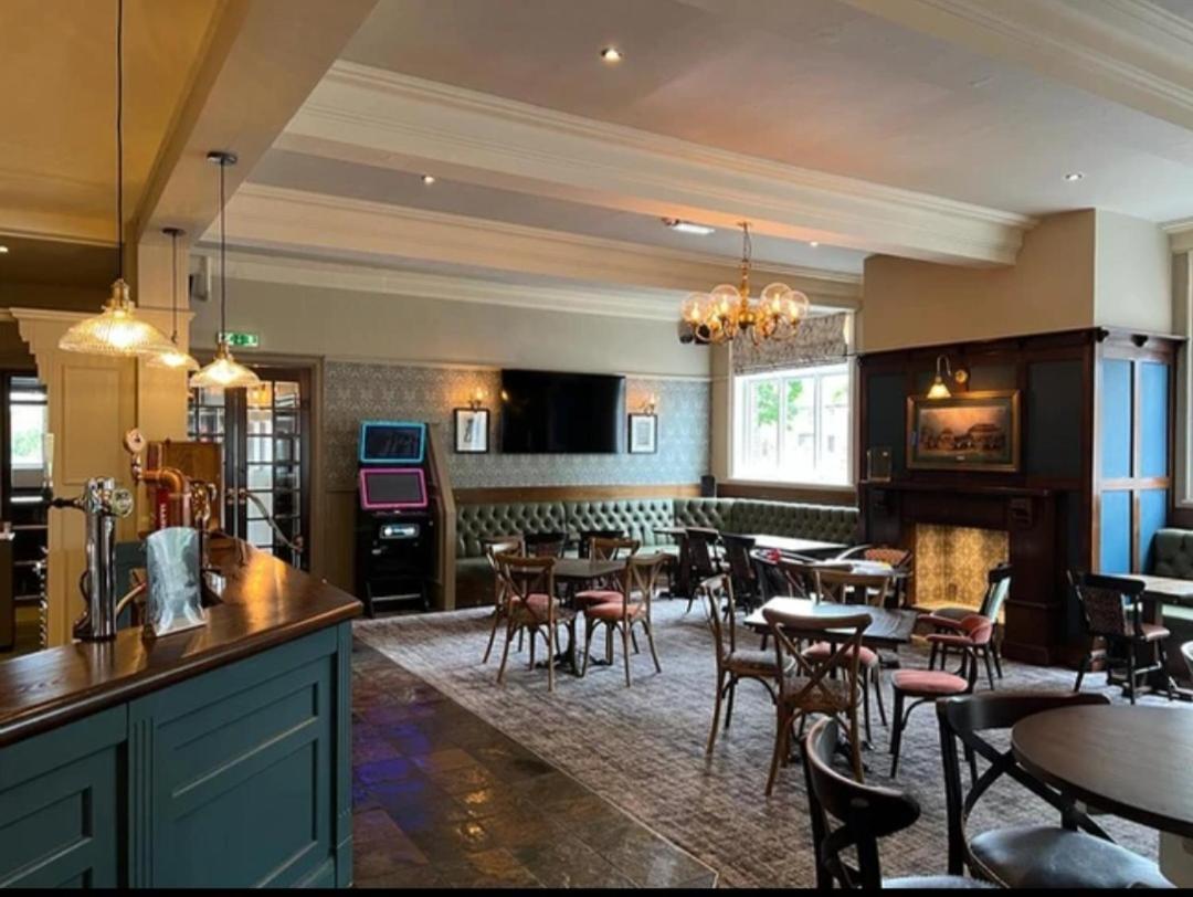 The Wheatley Hotel Doncaster Bagian luar foto